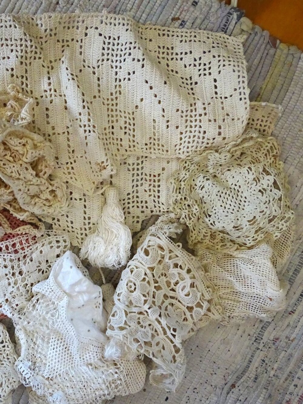 Lot of antique & vintage crochet lace trimming edging hand worked